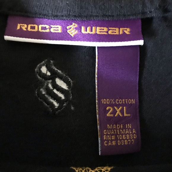 Roca Wear (2XL) RAISED IN THE PROJECTS T-Shirt - Picture 2 of 5